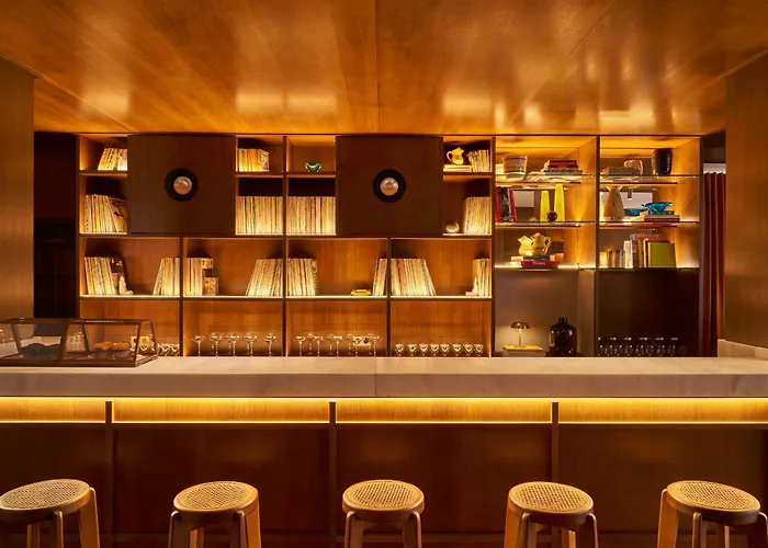 Le Berger Latroupe Hotel